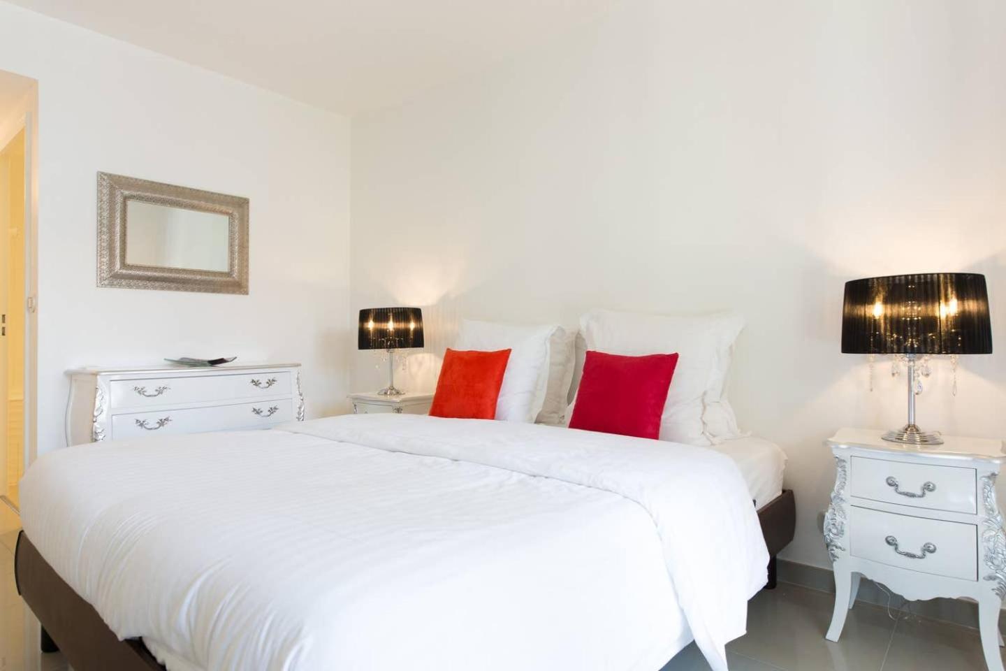 Appartement Martinez Area: Modern 3 Bedrooms W/ Terrace Cannes